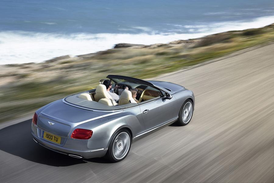  Bentley Continental GTC 2011 года  (фото 114 из 167)
